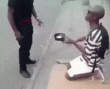 一秒识别假扮盲人乞丐 - One second to identify a beggar as a blind man