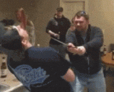 刀砍鼻子，吓得我赶紧摸下鼻子压压惊 - I cut my nose and scared me.