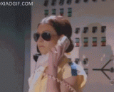 对着电话开枪杀人，来自《危险5人组》 - Shooting murder on the phone, from the dangerous 5 person group.