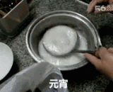 It turns out that Yuanxiao and Tang yuan are not the same thing,原来元宵和汤圆不是同一种东西