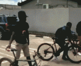 这老黑玩成神了 - The old black is a God.