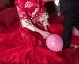 新娘你调皮了呦，看把新郎吓得 - The bride you naughty, look at the bridegroom