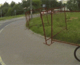 妹子穿裙子还敢骑车？小心把你的车抢走！ - How dare you ride a bike in a dress? Take care of your car!