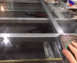 The card game has a AR effect, a bit cool,卡牌游戏搭载AR效果，有点酷