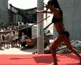 这练的是什么鬼硬气功？ - What kind of gqqigong does this practice?