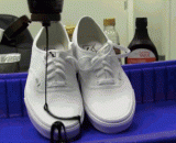 Hydrophobic material shoes, good want!,疏水性材料的鞋，好想要！