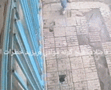 乱扔烟头的后果，不小心引爆了可燃气体 - The consequences of throwing cigarette butts accidentally detonated flammable gases.