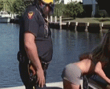 起开！让老子来！ - Get off! Let Laozi come!