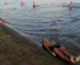 这是一只搁浅的人鱼 - This is a stranded Mermaid