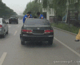 这突如其来的装逼让我措手不及 - This sudden loading made me unprepared