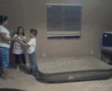 我到底是不是你们亲生的 - Is it true that I am your own