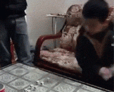 玩骰子的牛人，这还是个小孩呀 - The dice cowboy, this is still a child