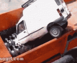 汽车粉碎机演示 - Demo of car pulverizer