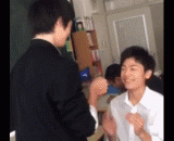 The shyness of that face.,那一捂脸的娇羞....基情满满