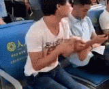 简简单单的一个月饼吃出了初恋般的感觉 - A simple moon cake feels like a first love affair.