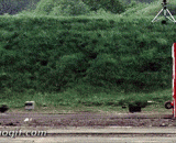 The car hit the concrete wall at a speed of 120 miles an hour.,汽车以每小时120英里的速度撞击混凝土墙