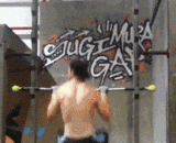 国外牛人练引体向上的方式 - An upwards approach to foreign cattle men