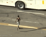 抢手机！ “啊，摔坏了，还给你，我不要了” - Grab a mobile phone! 