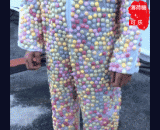 薄荷糖加可乐的作死方式，这感觉棒极了 - The death of peppermint and coke is wonderful.