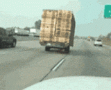 这是谁的东西掉了？ - Whose thing has fallen?