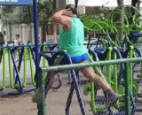 I wanted to go to the park to exercise, but I shrank when I saw it.,本来想去公园锻炼，但看到这个我退缩了.