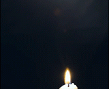 把蜡烛吹灭，用火对着黑烟蜡烛又燃了 - Blow out the candle and burn it with the fire against the black smoke candle.