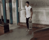 厉害了我的哥，这滑板玩的真溜！ - So my brother, this slide playing really slipped!