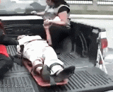 病人：如果我不上车，可能我还有救！ - Patient: if I don't get on the bus, maybe I will be saved!