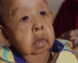 An old man of 4,4岁的老头