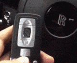 Recently, the newly purchased Rolls-Royce was launched like this. Do you know?,最近新买的劳斯莱斯，是这样启动的，你们知道了吗？