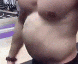 据说，肚腩只要拍一拍，就能秒变八块腹肌 - It is said that once the belly is shot, it will change to eight abdominal muscles.