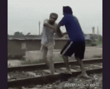 你别拉我，特么的别拉我，我对这个世界已经绝望了 - Don't pull me, please don't pull me away. I'm desperate for the world.