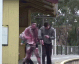 街头僵尸吃人恶作剧，吓死人了 - Street zombies eat a joke and frighten people to death