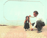 The smallest woman in the world, only 62.8 centimeters,世界上最小的女人，仅有62.8公分