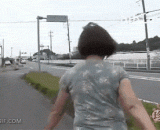 I was caught by my mother for a new year.,过年被妈妈捉去拜年的我