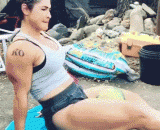 这个“腿玩儿年”谁想尝试 - Who wants to try this 