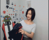 一张图告诉你 穿黑衣服和白衣服的区别 有多大 - A picture tells you the difference between wearing black clothes and white clothes.