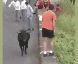 Don't come to me.,别过来我自己跳...