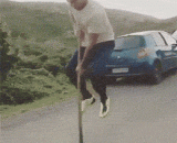 我有不一样的走路方法，一般人都做不到呢 - I have different ways of walking. Most people can't do that.