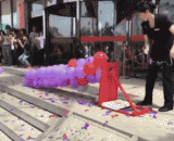 不让放鞭炮的新办法 - A new way of letting off firecrackers