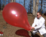 高速镜头告诉你，超大气球是怎么裂的 - High speed lens tells you how big balloon is cracked.