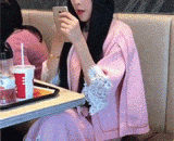 Fine girls drink this water,精致女孩是这么喝水的