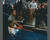 库里赛前在球员通道远距离三分，这家伙不是人！ - Before the Cooley race, he was three minutes away from the players' passageway. This guy is not a human!