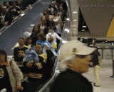 姑娘，你确定这样能上去吗 - Girl, are you sure you can go up this way