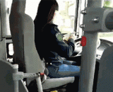 厉害了word女司机 - The word driver.