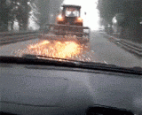 Brother car, no, run away quickly, what house, ah, life is important!,兄弟车不要了，赶紧逃吧，什么房子啊，命要紧！