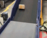 这就是双十一你的快递迟迟不到的原因... - This is the reason why your express delivery is late.