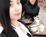 On the correct posture of the mirror,论抢镜的正确姿势