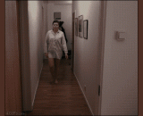 吓坏了.....是不是有时候在家里开关灯也会出现这样的情况 - Frightening... Is it sometimes happening at home with switch lights?