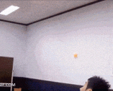 我有不一样的打乒乓球方式 - I have a different way of playing table tennis